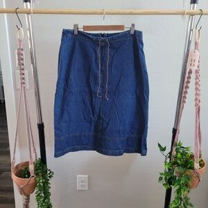 Vintage Studio Indigo Denim Skirt. 100% Cotton. Size 14. Made In US.